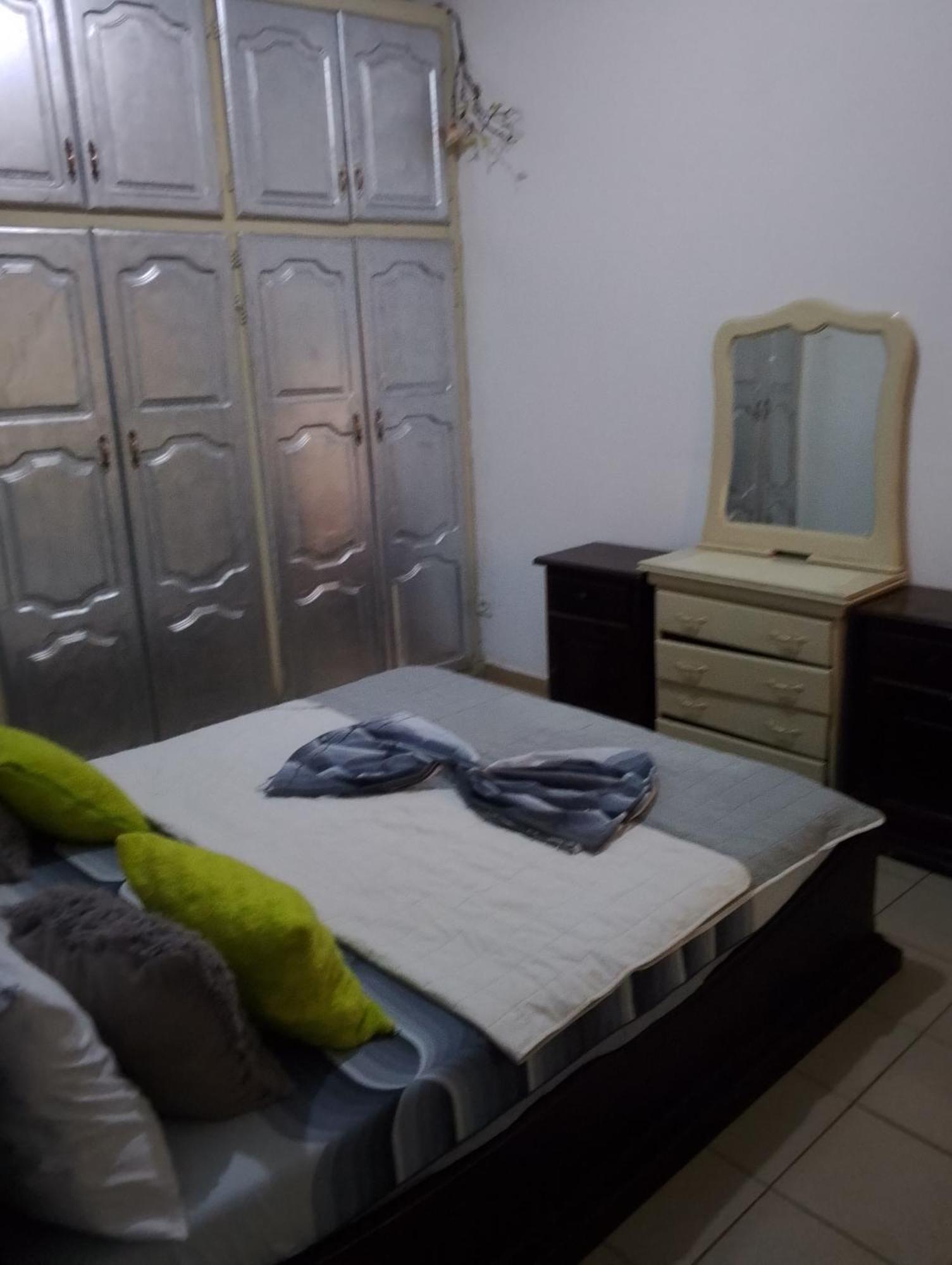 Appart Meuble Le Dakota Yaoundé Zimmer foto